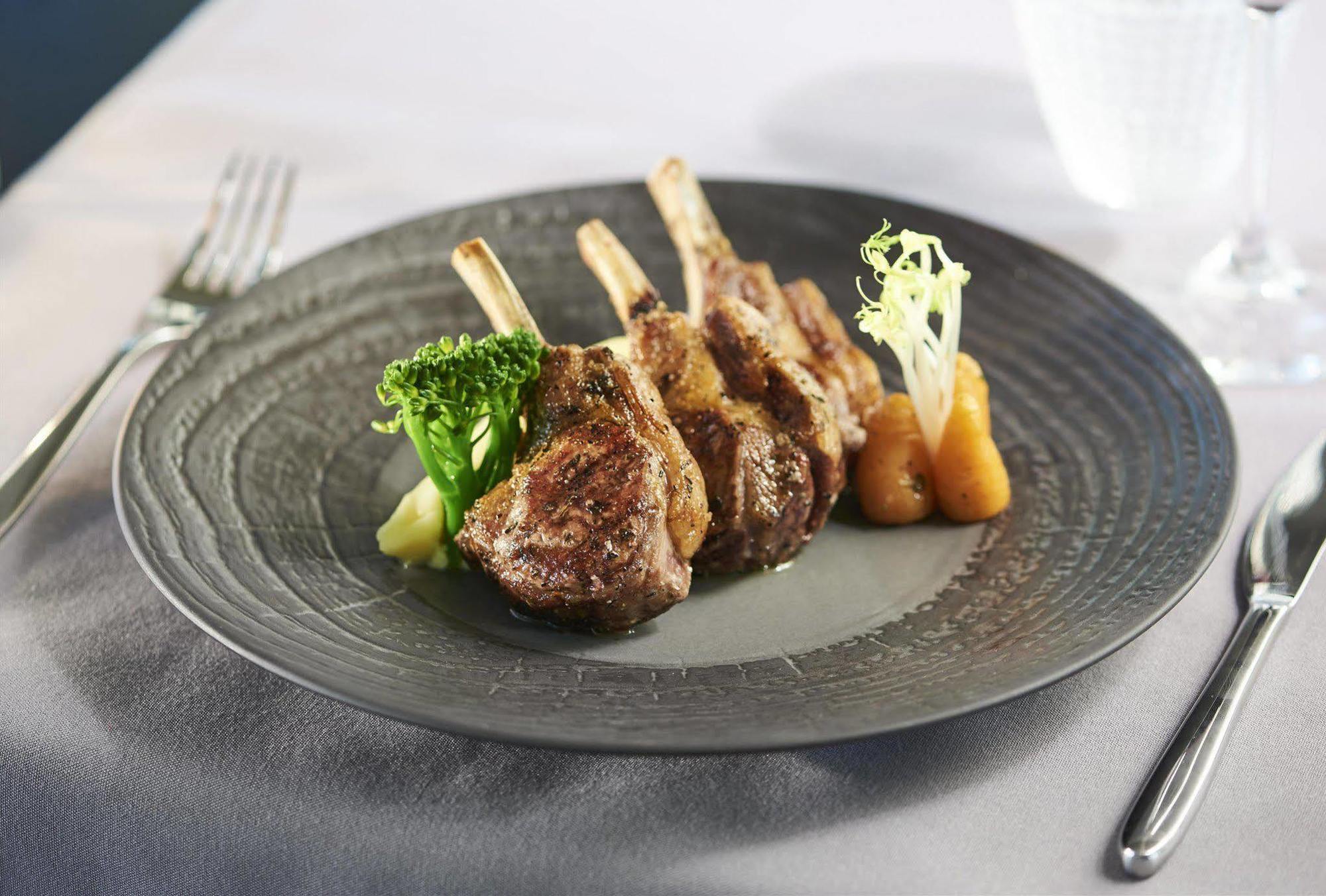 Delta Hotels By Marriott Waltham Abbey Ngoại thất bức ảnh